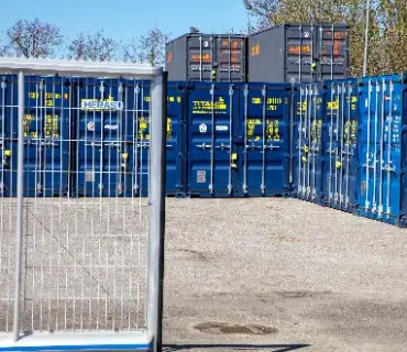 Come and Go - Self Storage