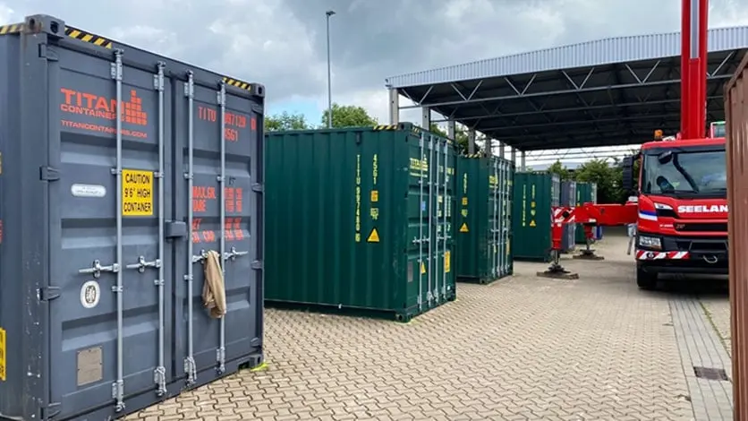 Rent Container TITAN UK