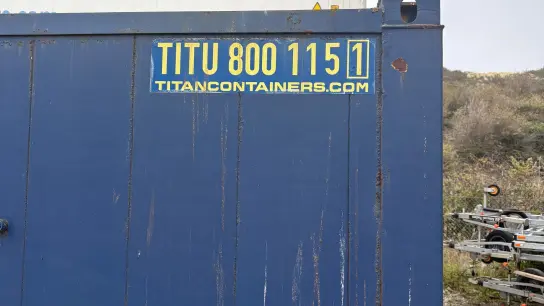 9 x 32ft Office Container