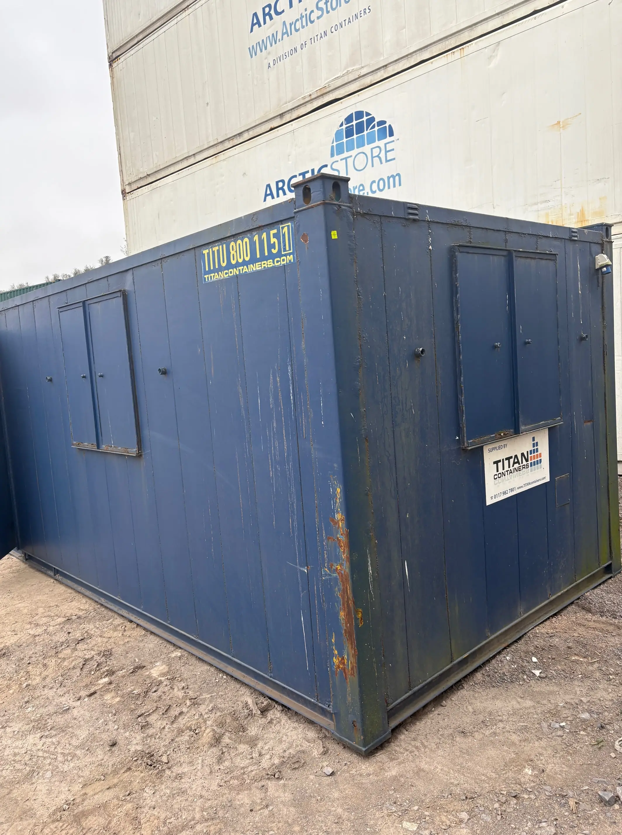 9 x 32ft Office Container