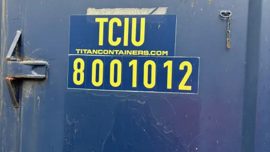 Ex hire fleet 9 x 24ft office with lifting eyes