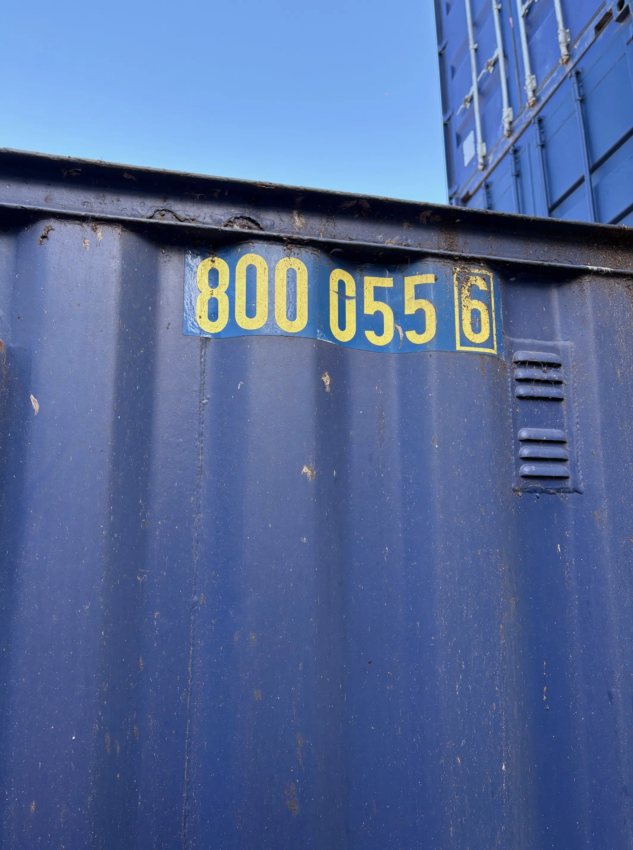 ex hire fleet 20ft Canteen used condition. Lifting eyes rather than corner castings
